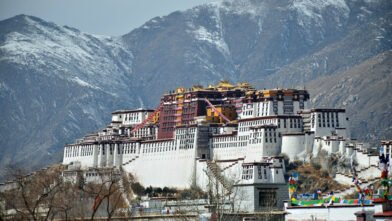 The  Dram/Zhangmu Border Crossing  is Re-Opened